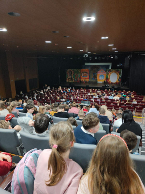 Wyjazd uczniów kl I-III do teatru